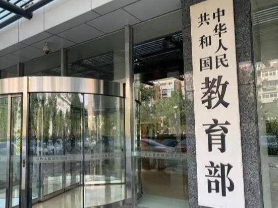 
                        4:3图片