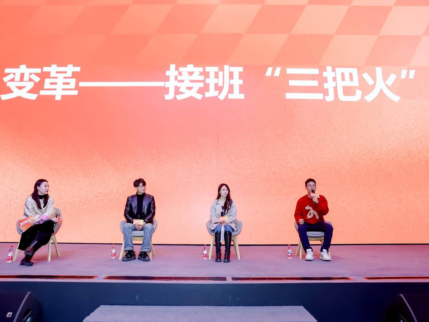 
                        4:3图片