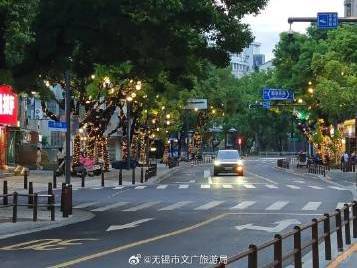 
                        4:3图片