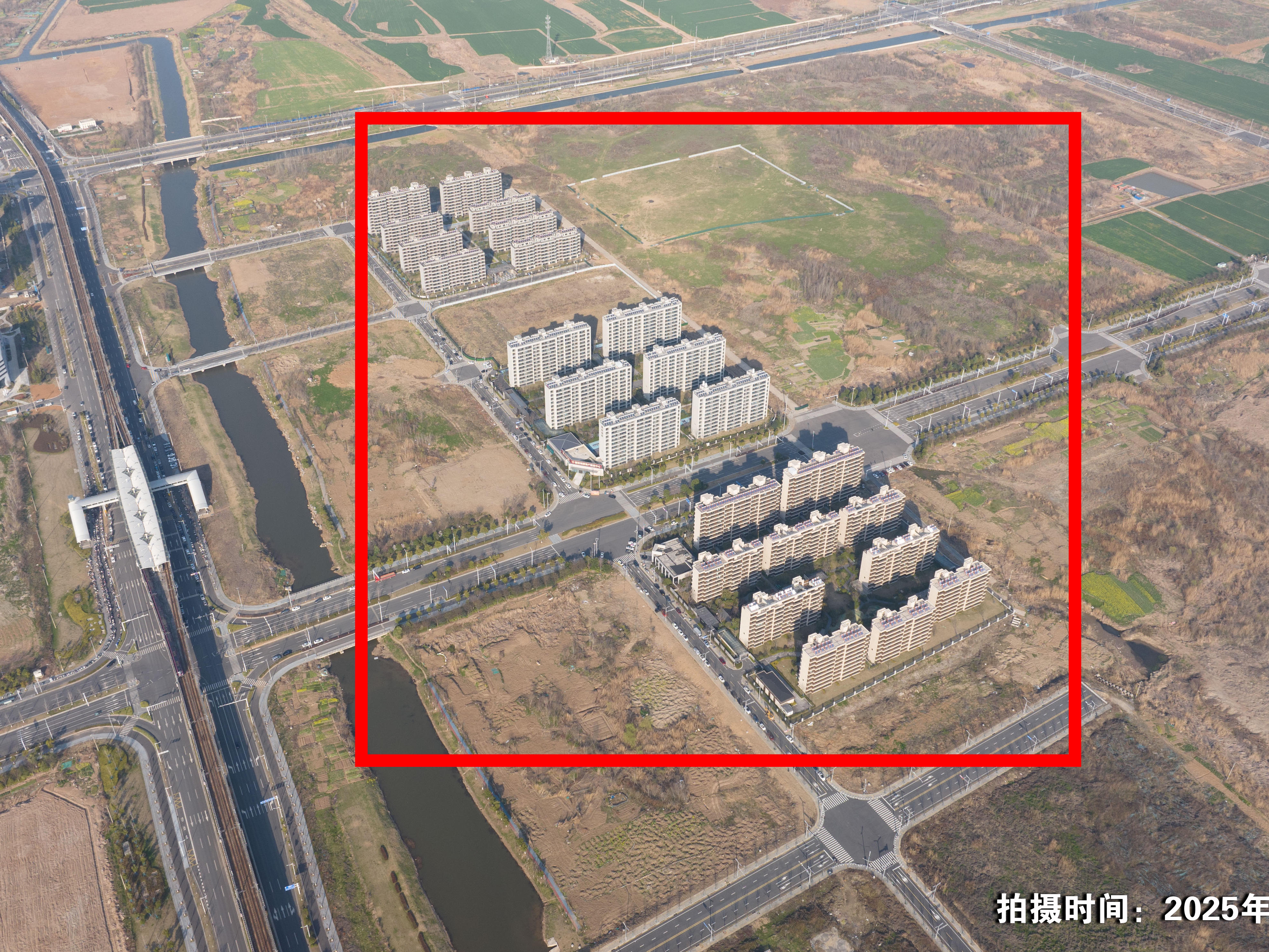 
                        4:3图片