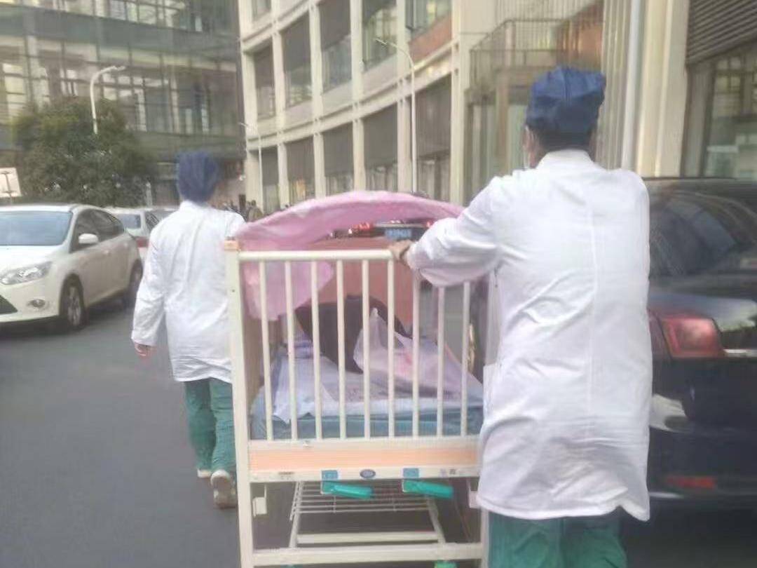 
                        4:3图片