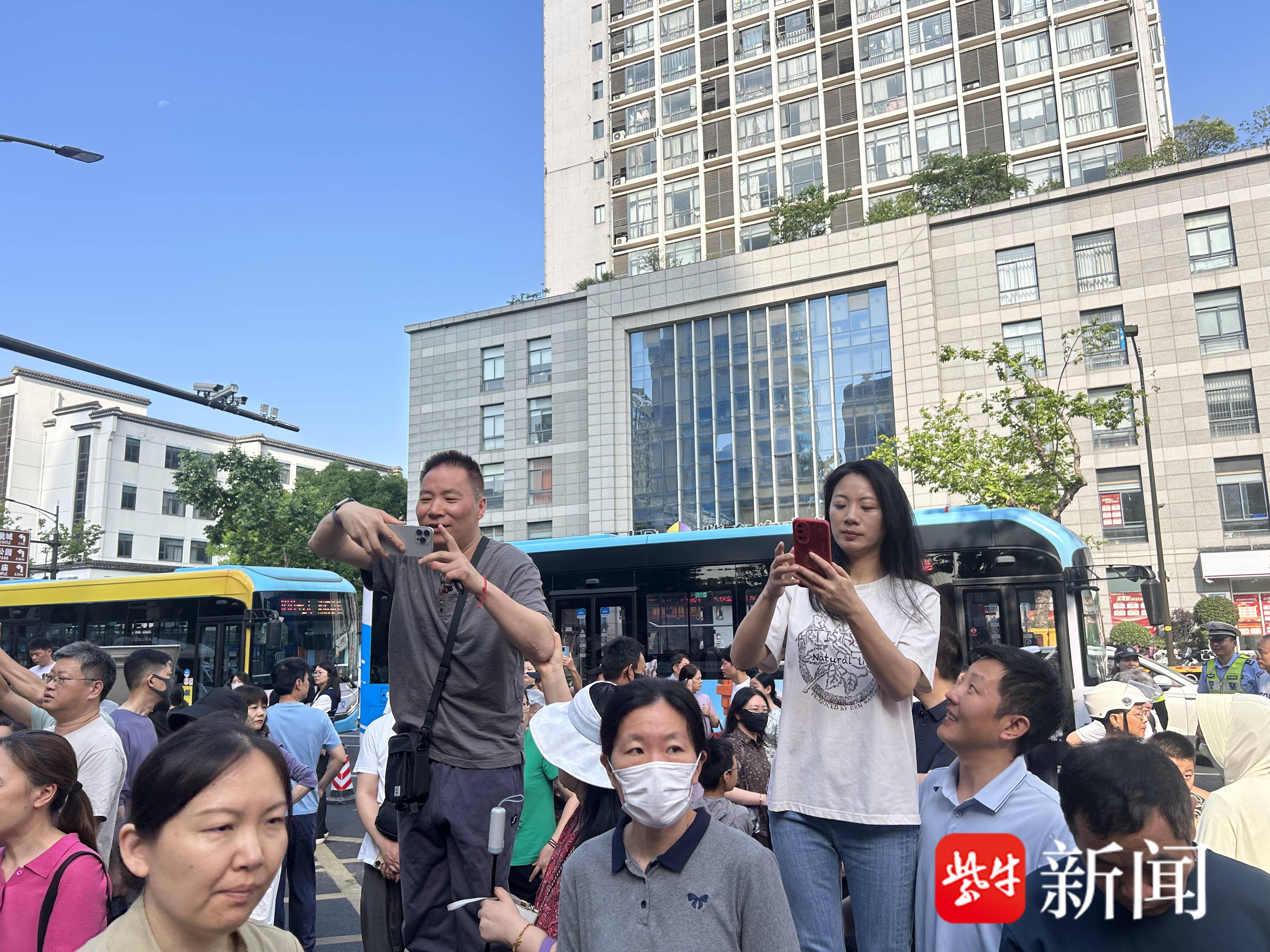 
                        4:3图片