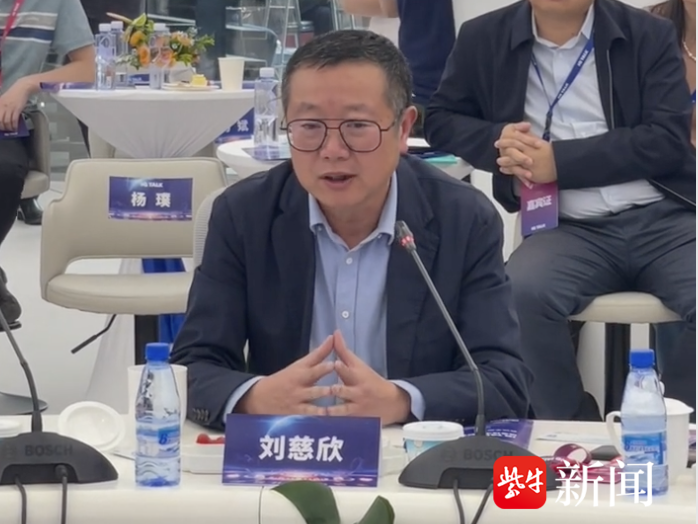 
                        4:3图片