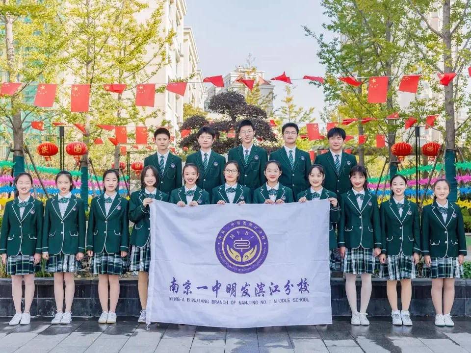 
                        4:3图片