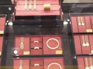 
                        4:3图片