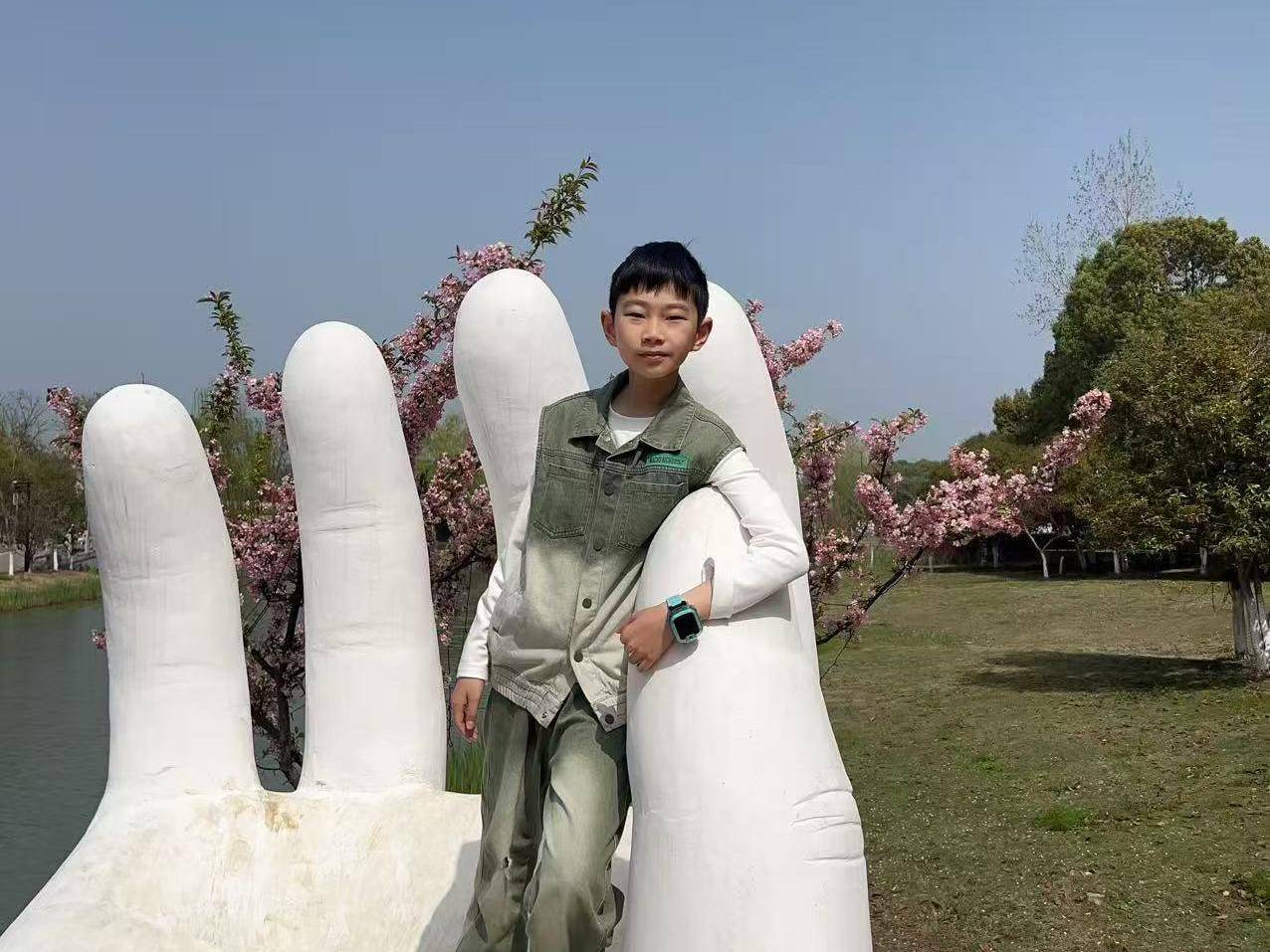 
                        4:3图片