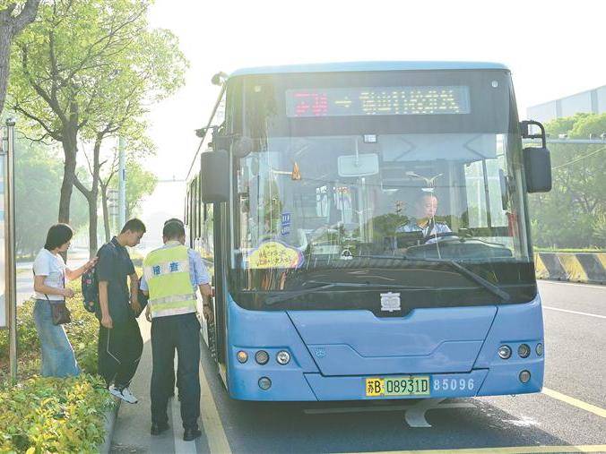 
                        4:3图片