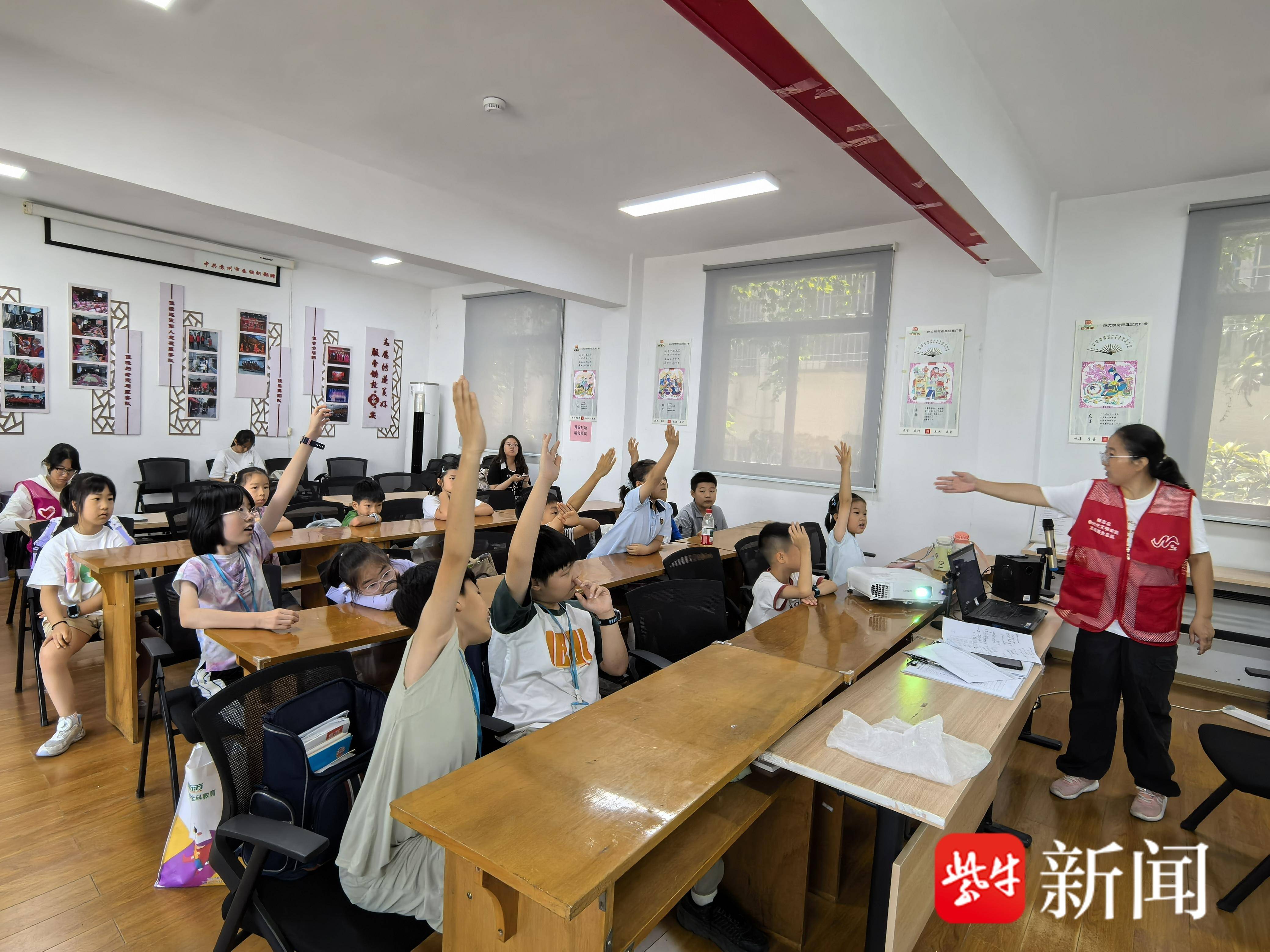 
                        4:3图片