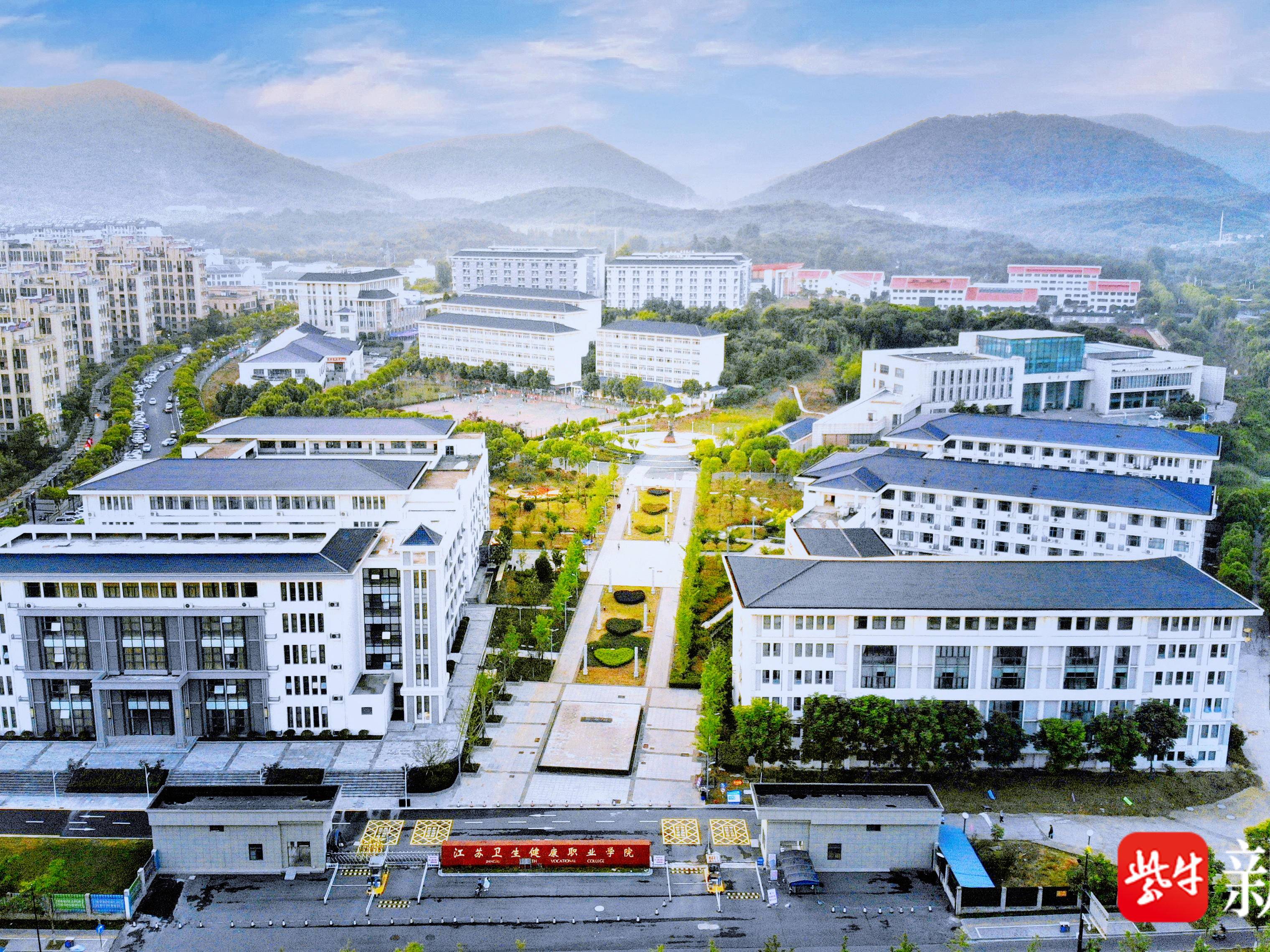 
                        4:3图片