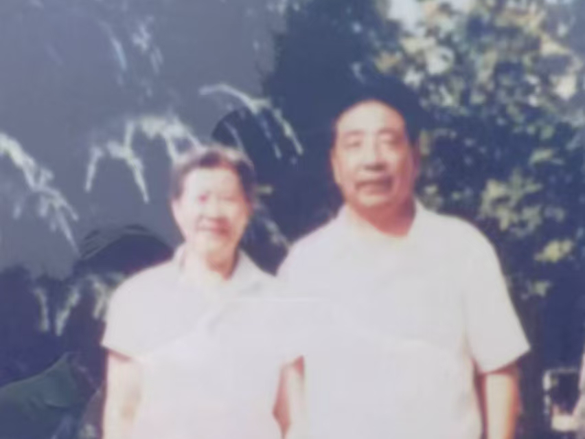 
                        4:3图片
