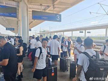 
                        4:3图片