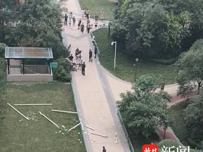 
                        4:3图片