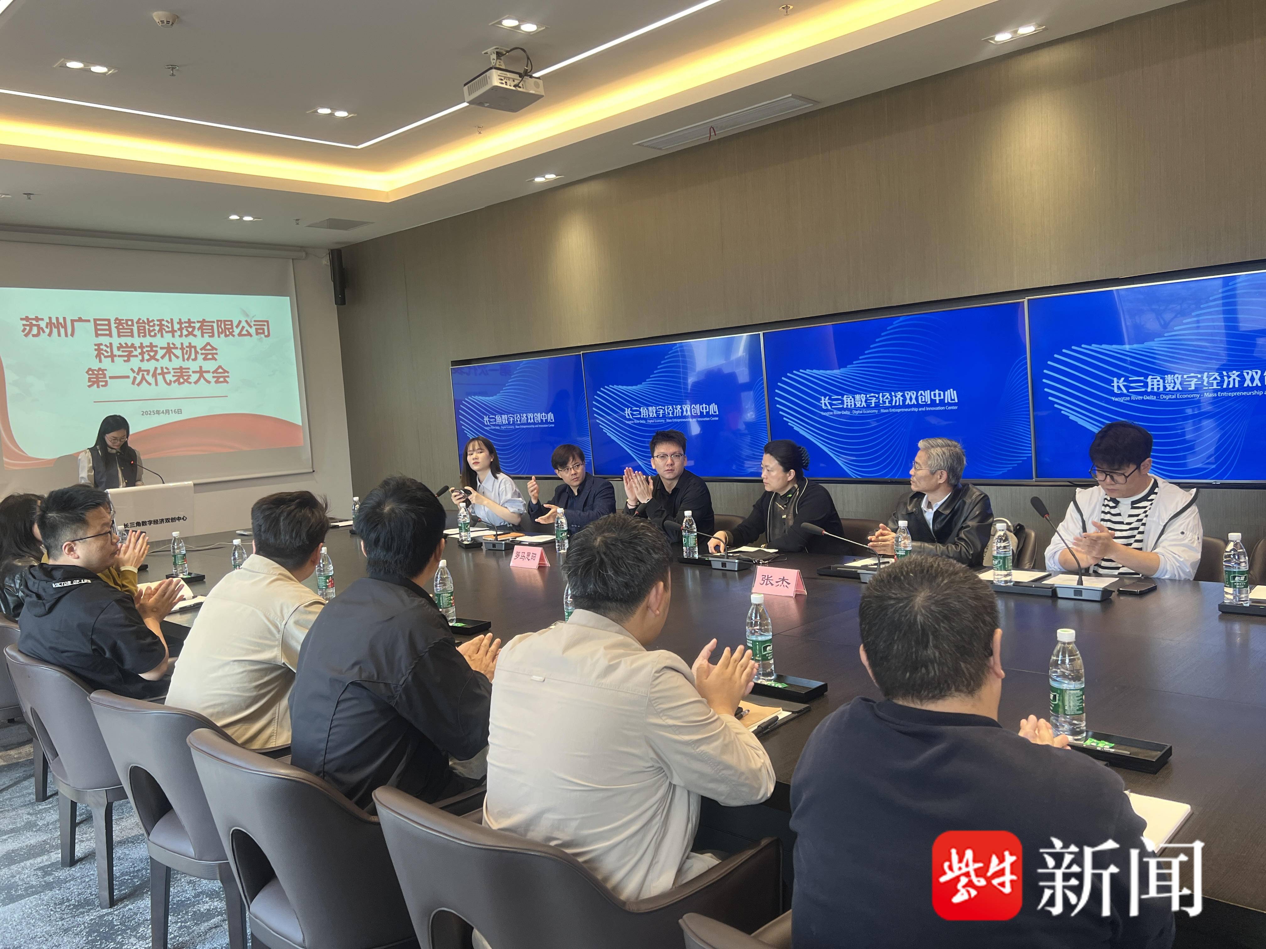 
                        4:3图片