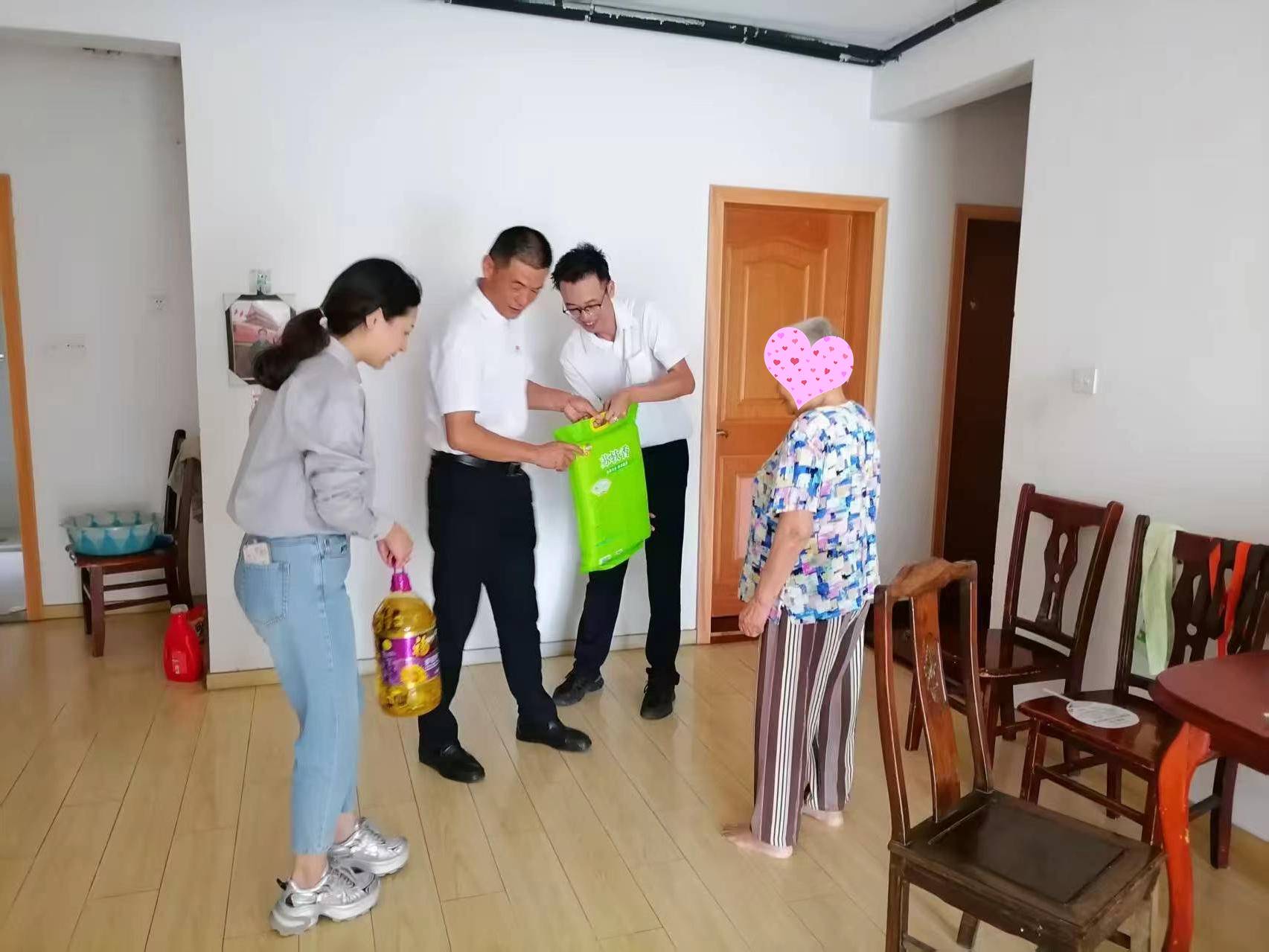 
                        4:3图片