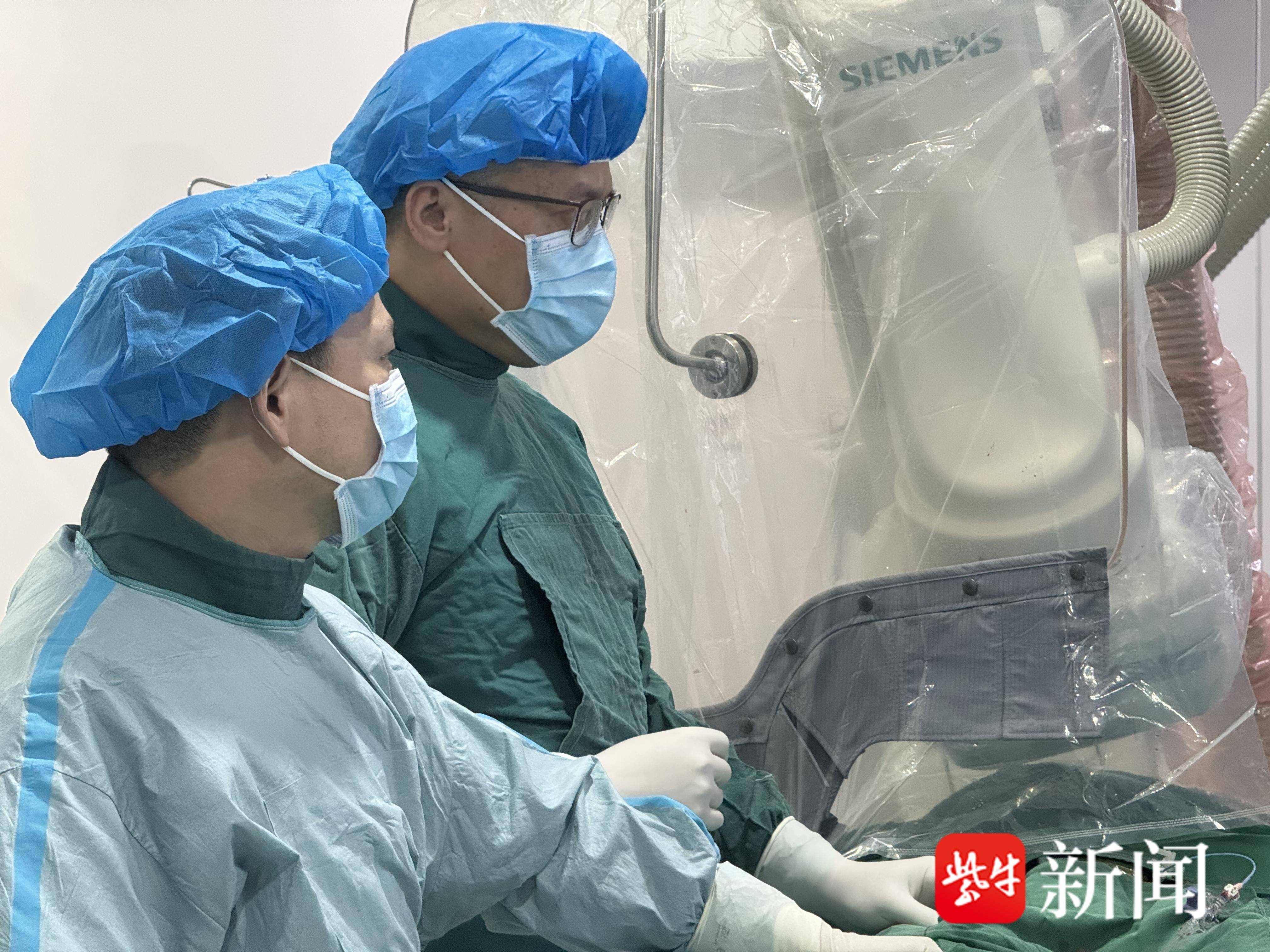 
                        4:3图片