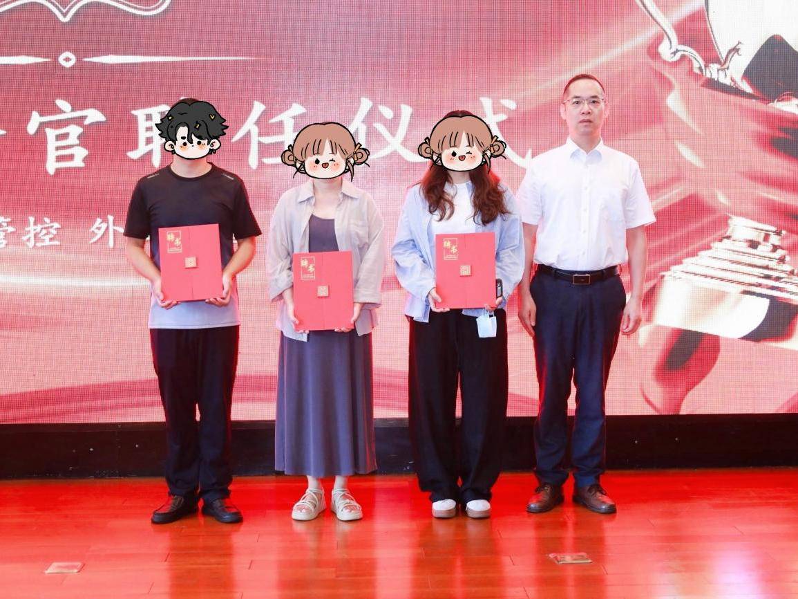 
                        4:3图片