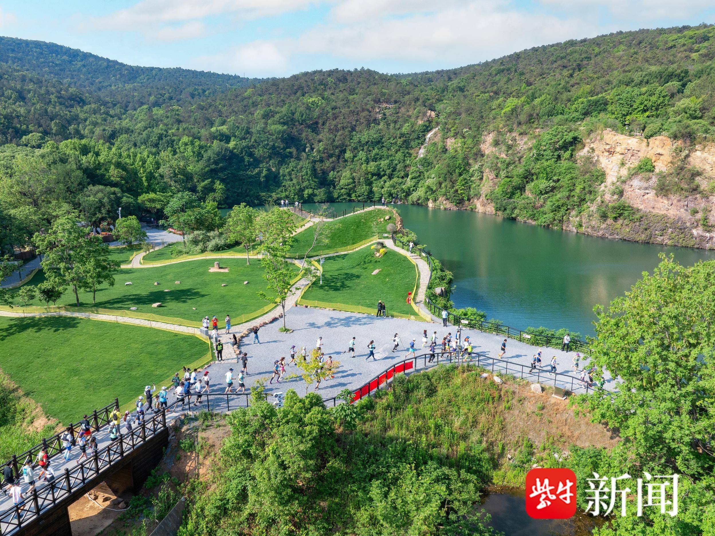 
                        4:3图片