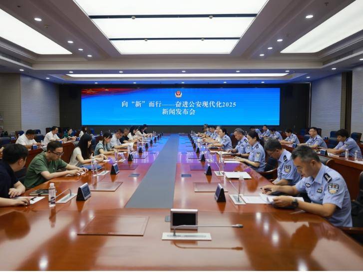 
                        4:3图片