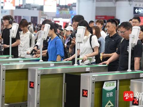
                        4:3图片