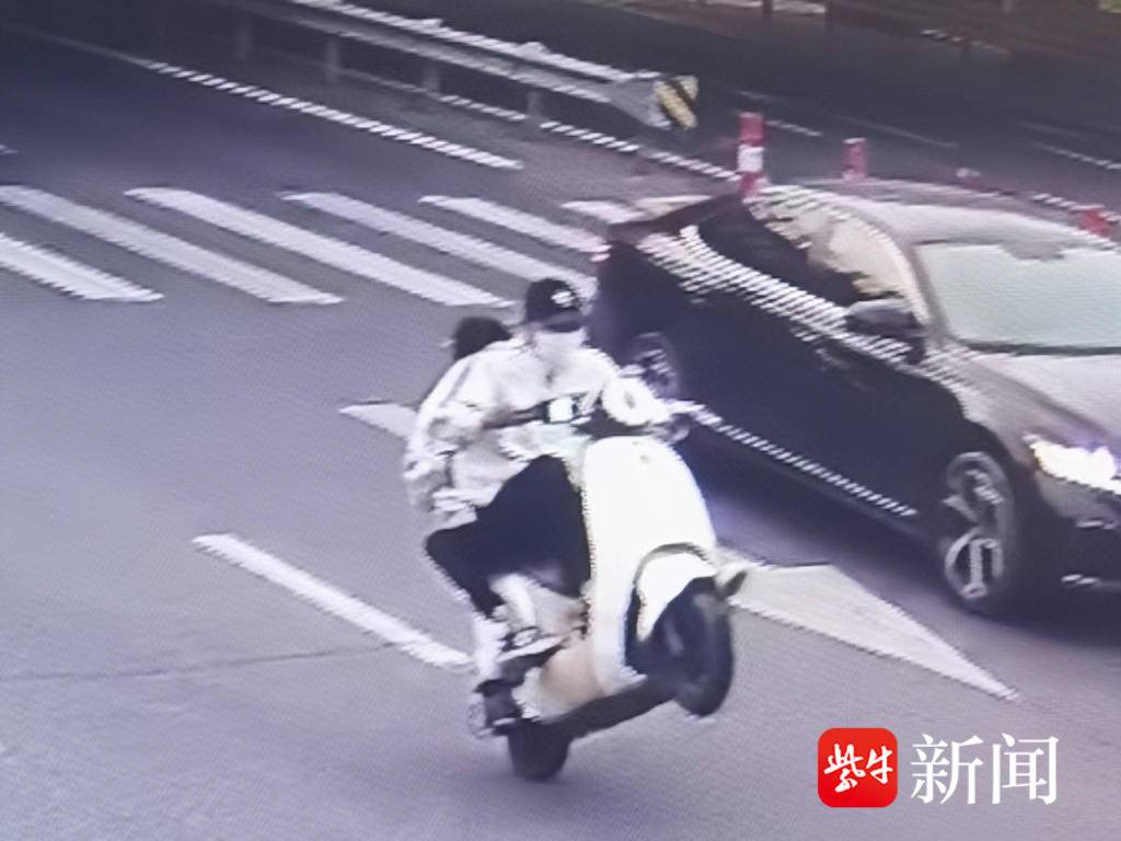 
                        4:3图片