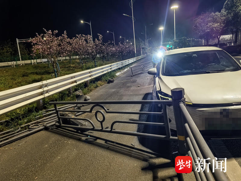 
                        4:3图片