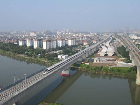 
                        4:3图片