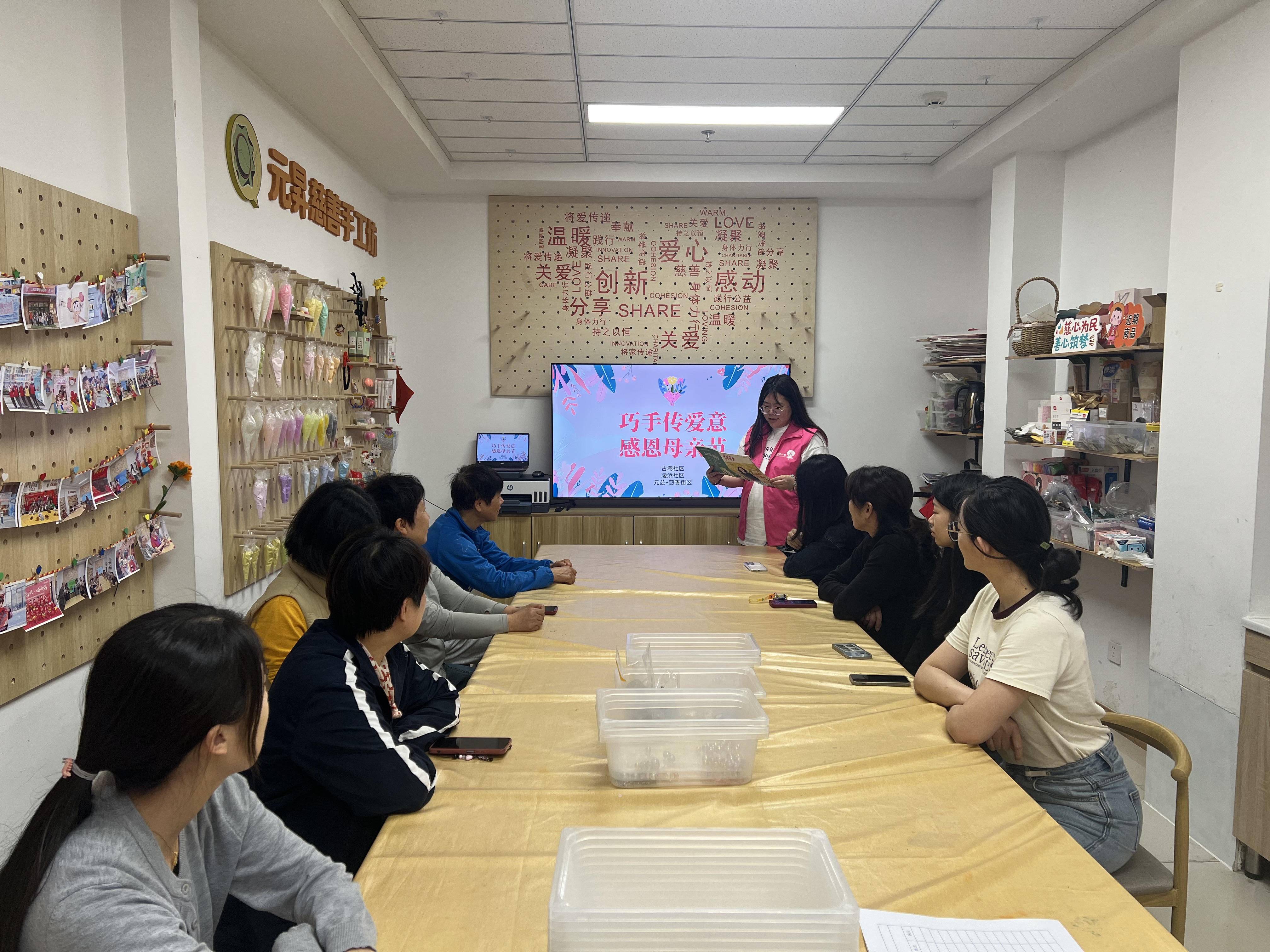 
                        4:3图片