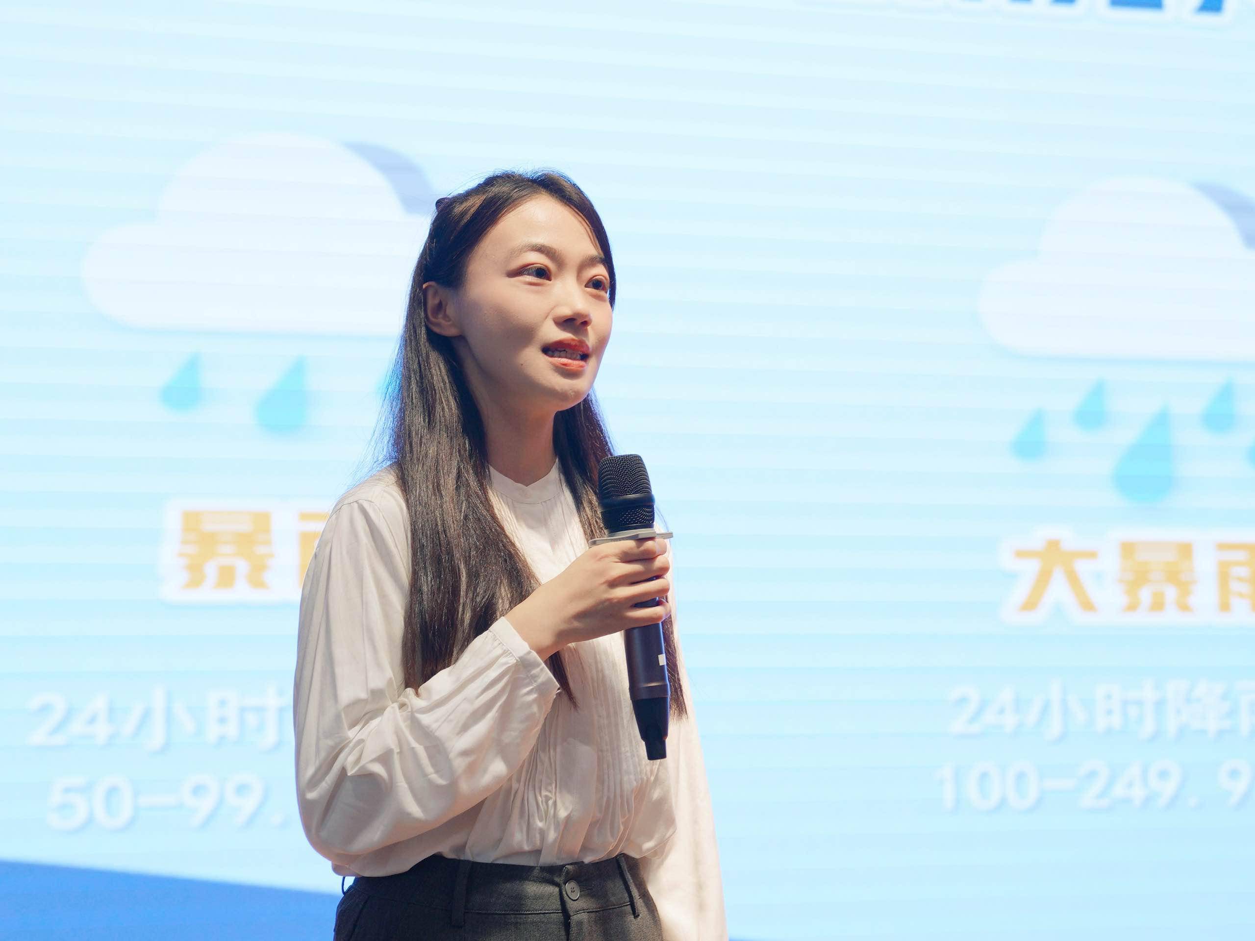 
                        4:3图片