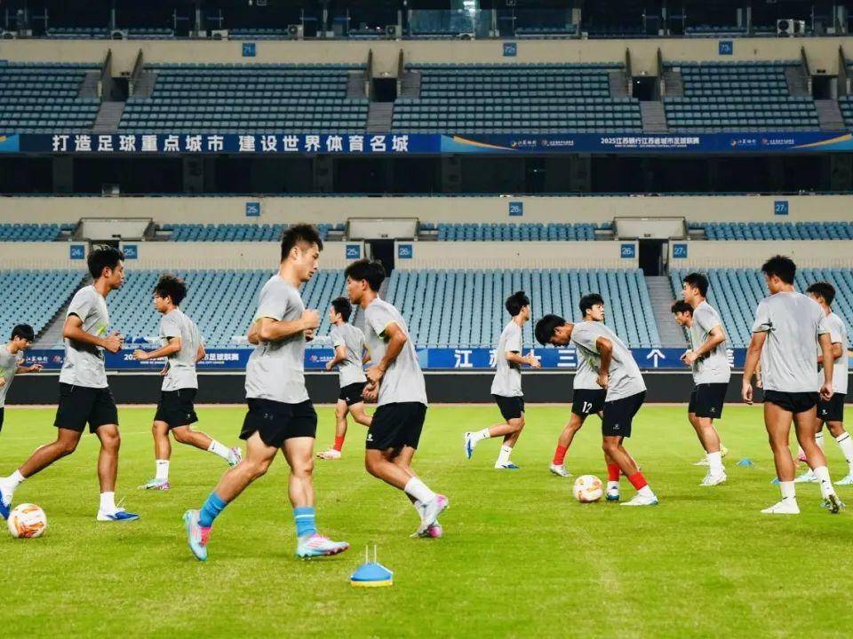 
                        4:3图片