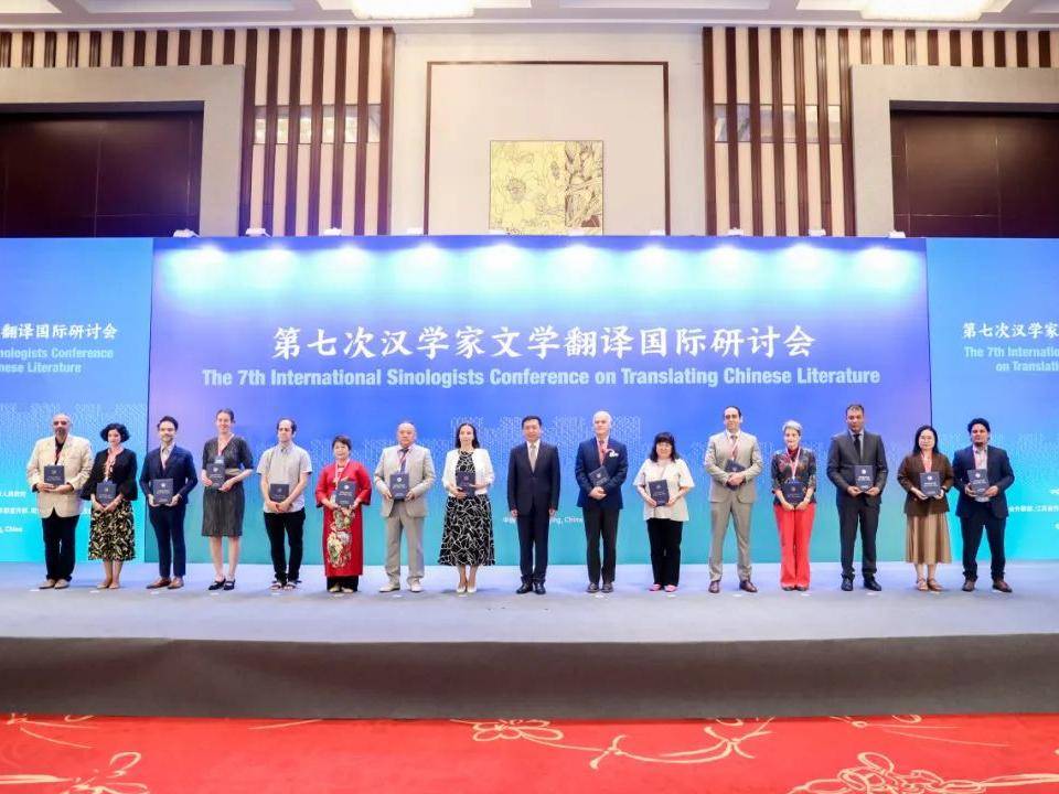 
                        4:3图片