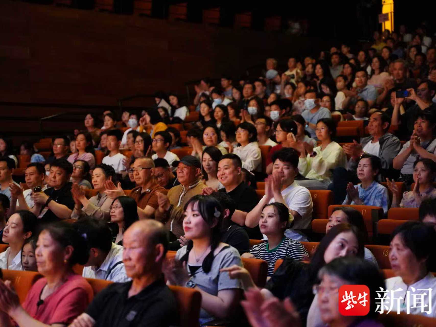
                        4:3图片
