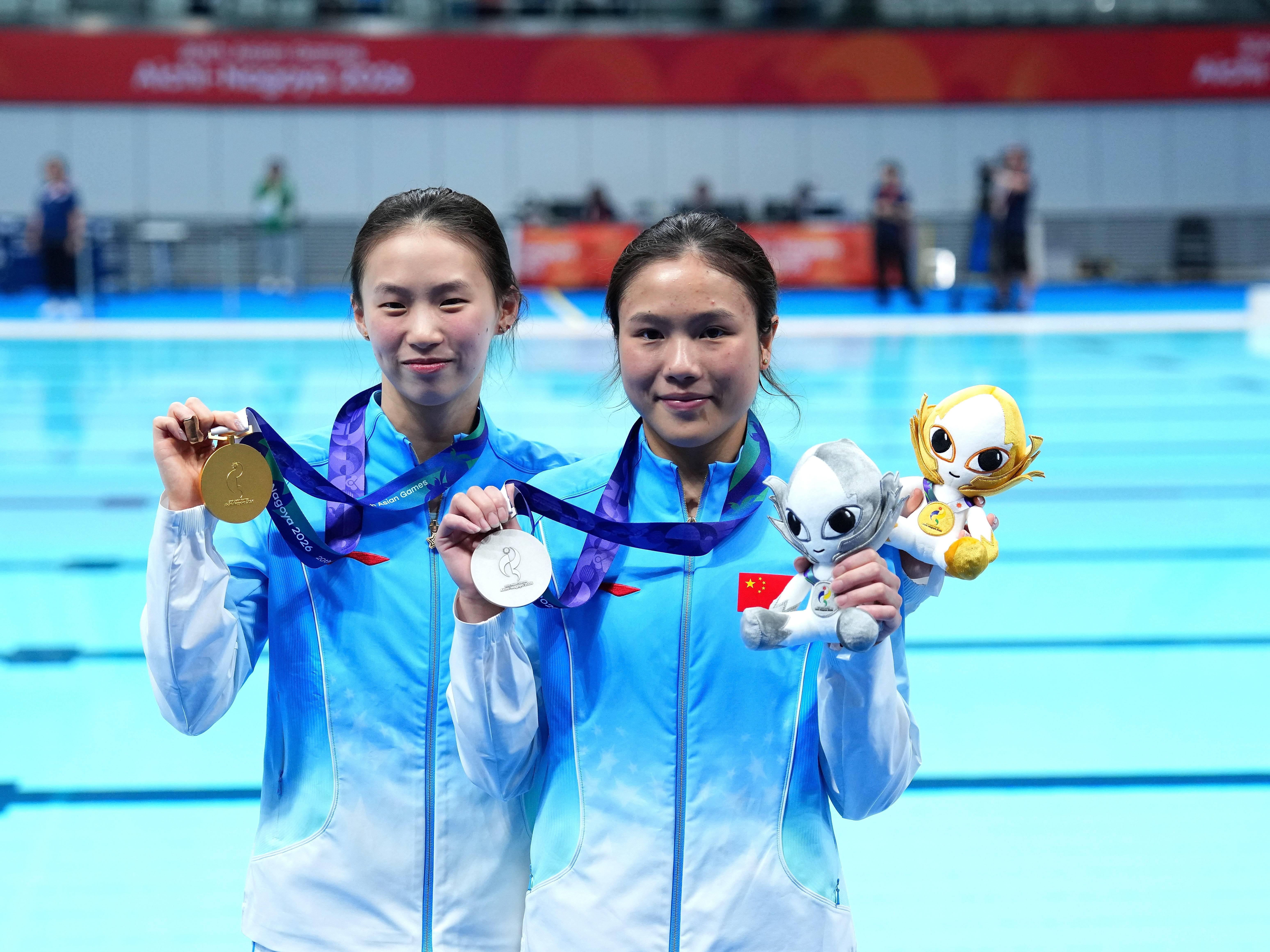 
                        4:3图片