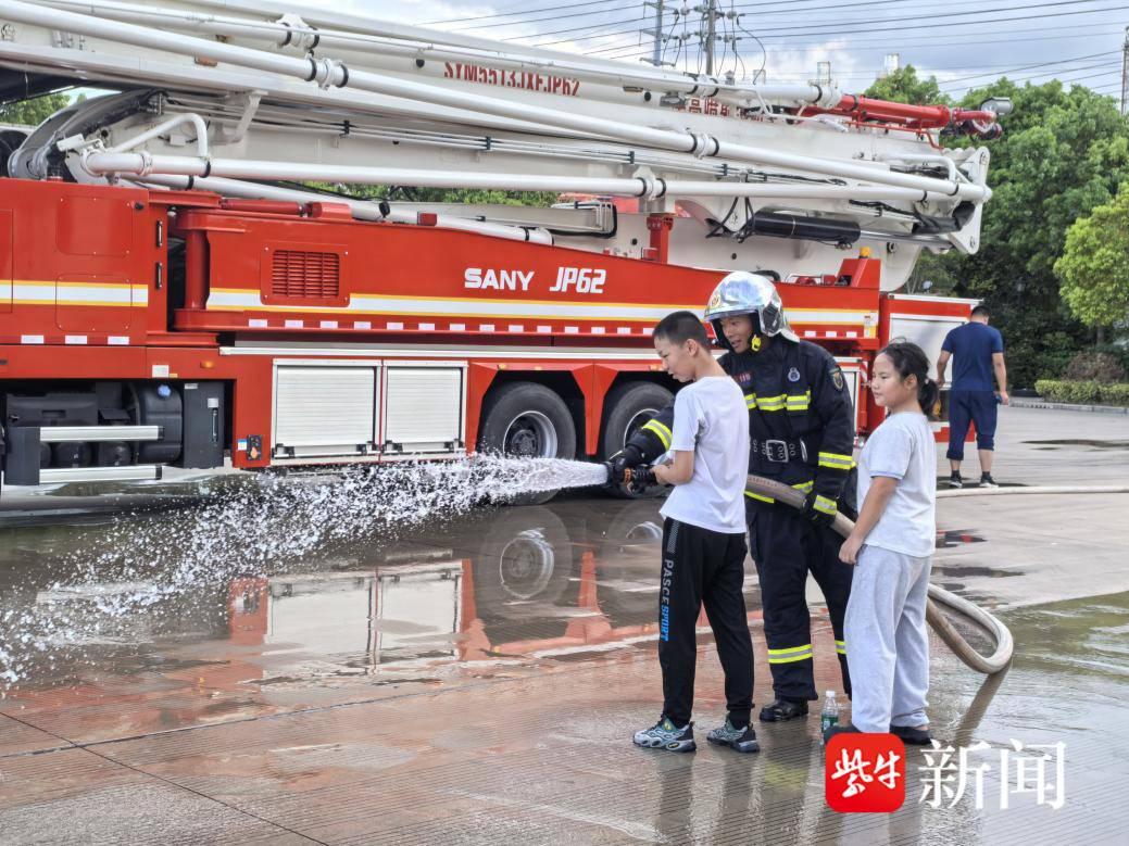
                        4:3图片