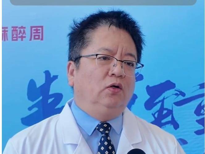 
                        4:3图片