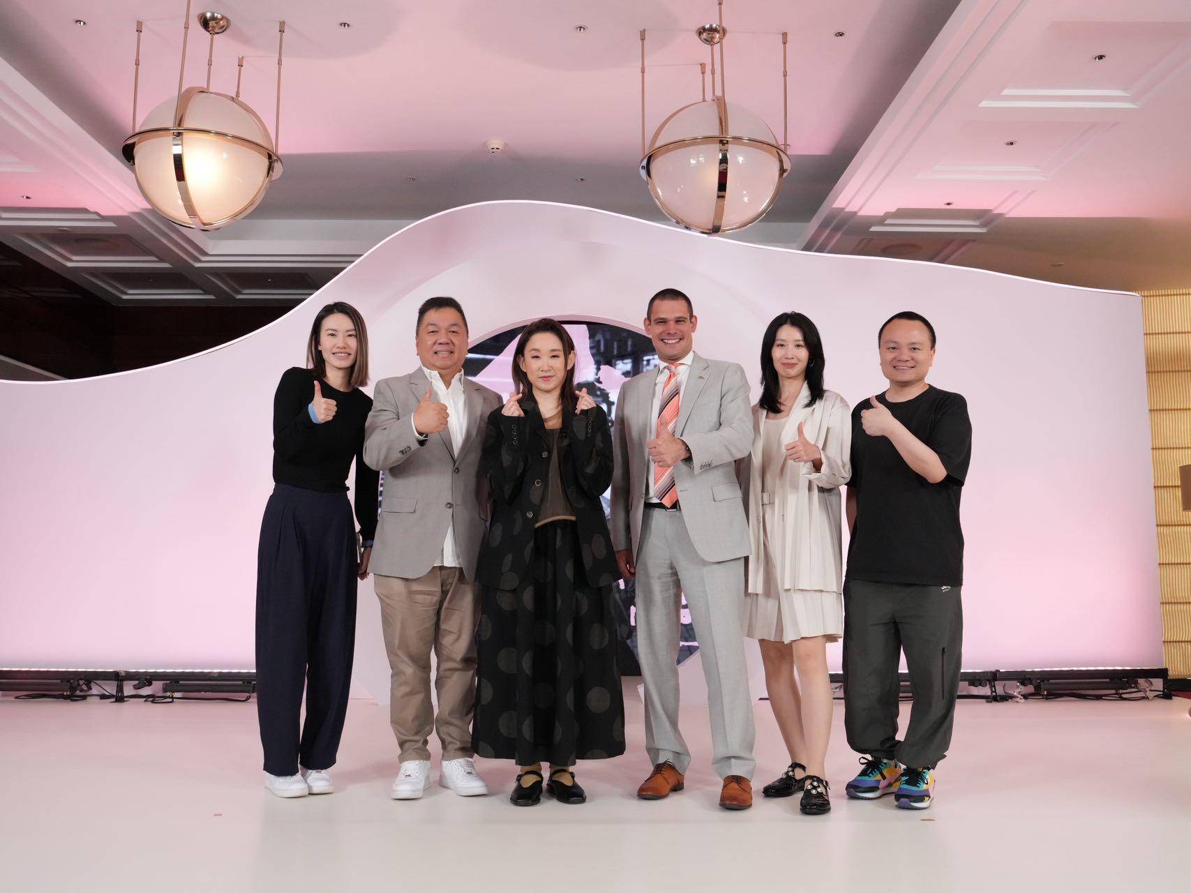 
                        4:3图片