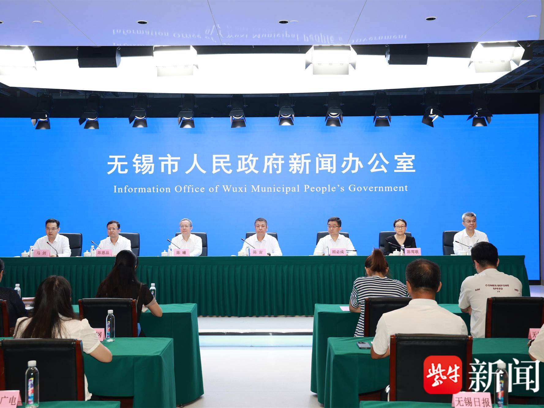 
                        4:3图片