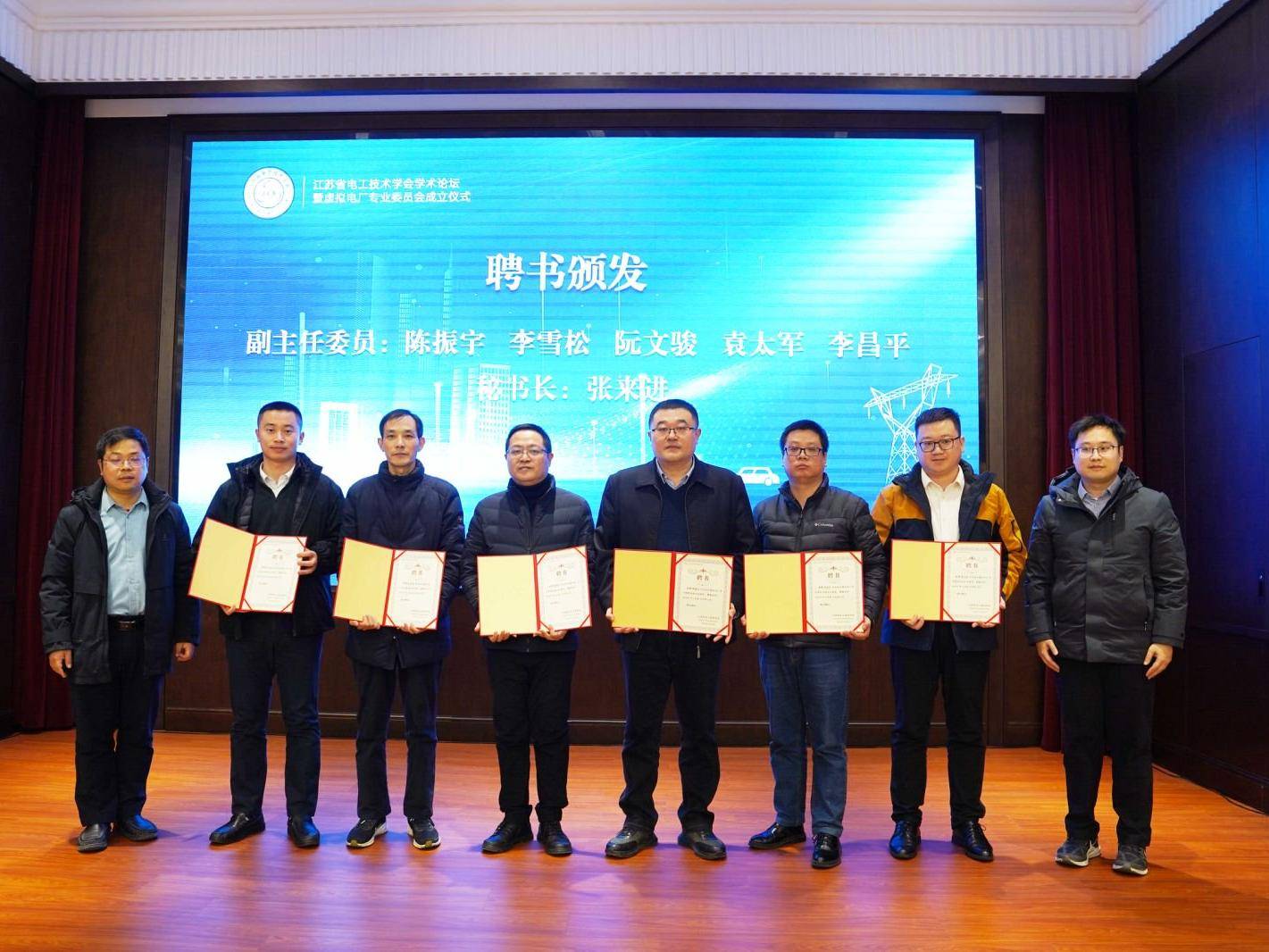 
                        4:3图片