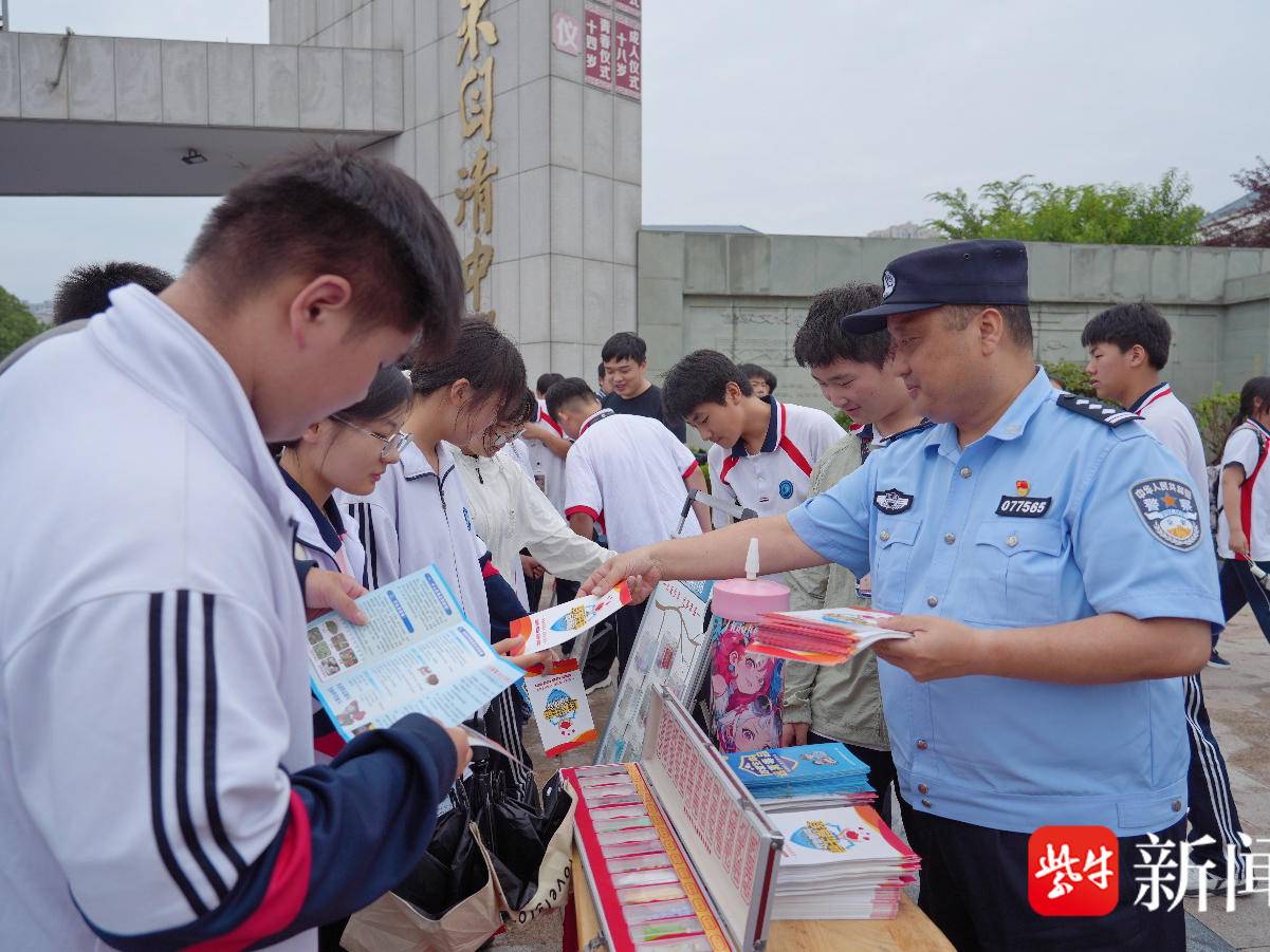
                        4:3图片