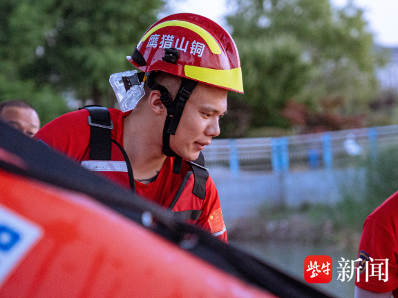 
                        4:3图片
