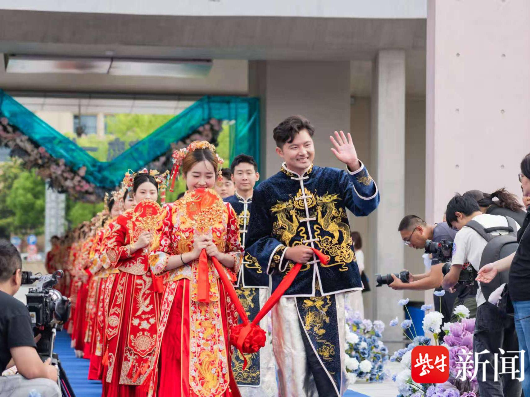 
                        4:3图片