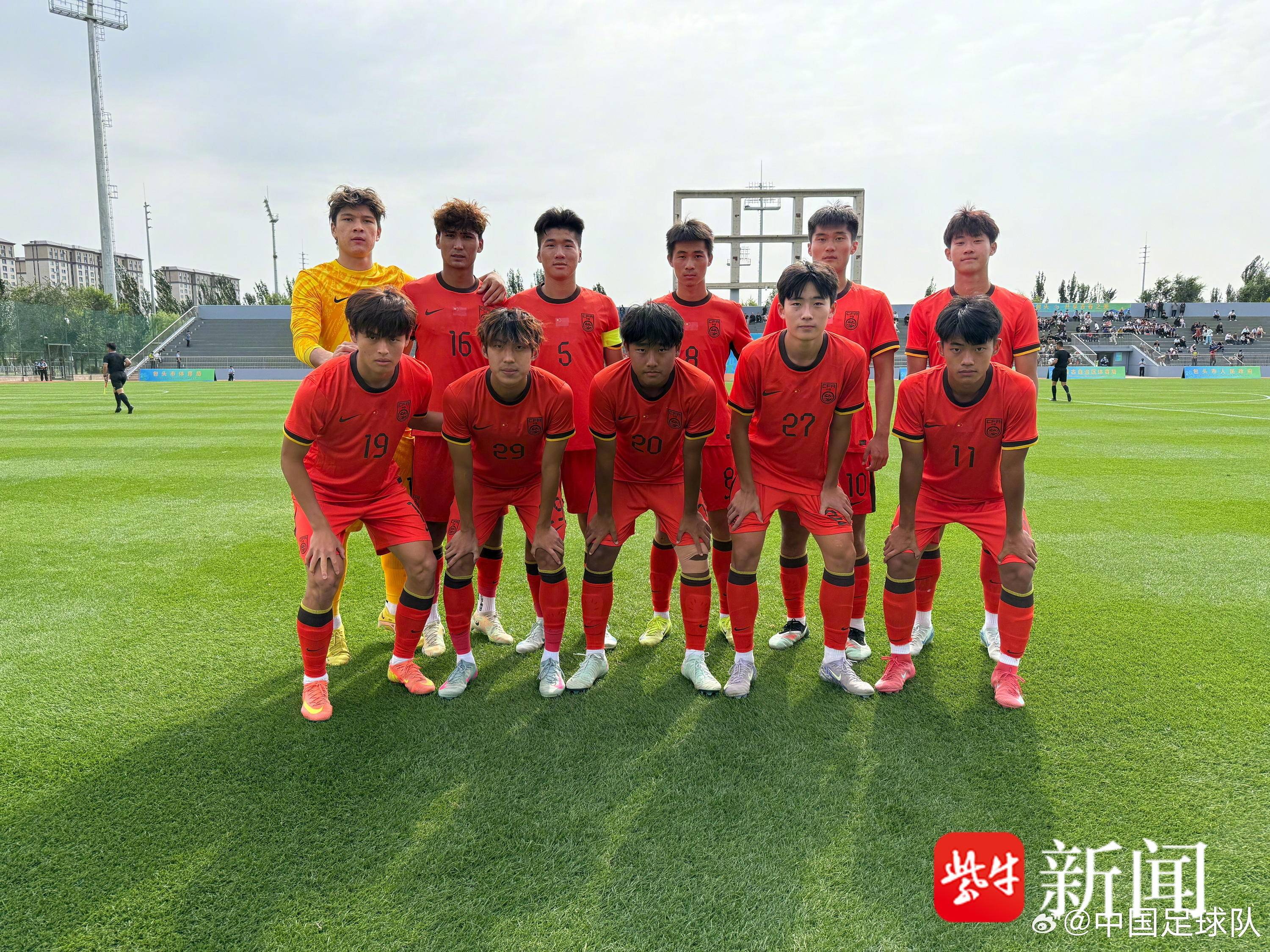 
                        4:3图片