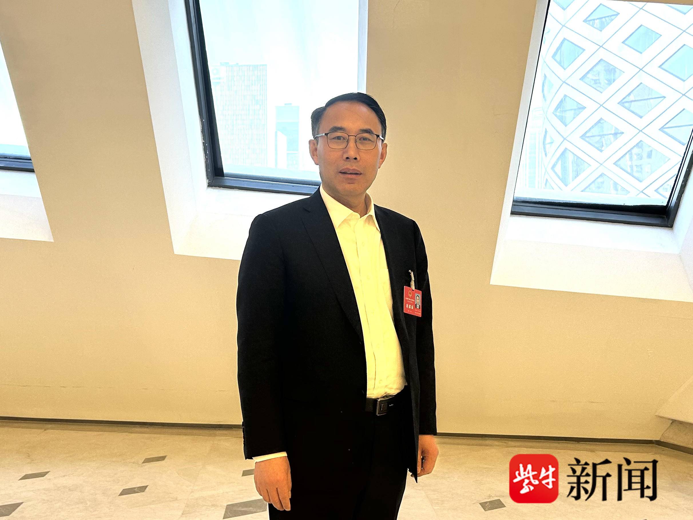 
                        4:3图片