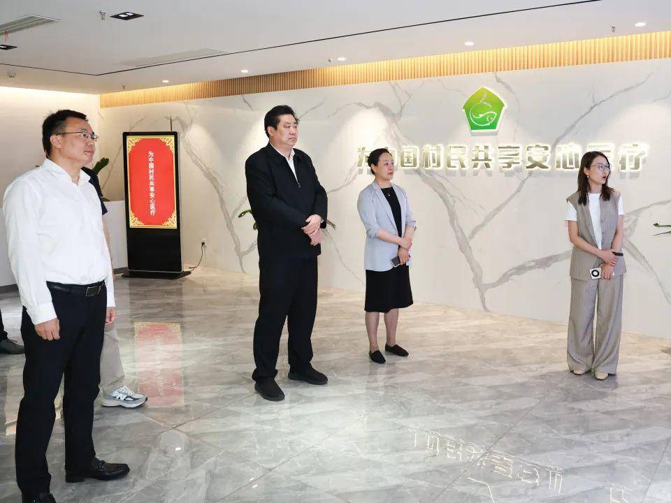 
                        4:3图片