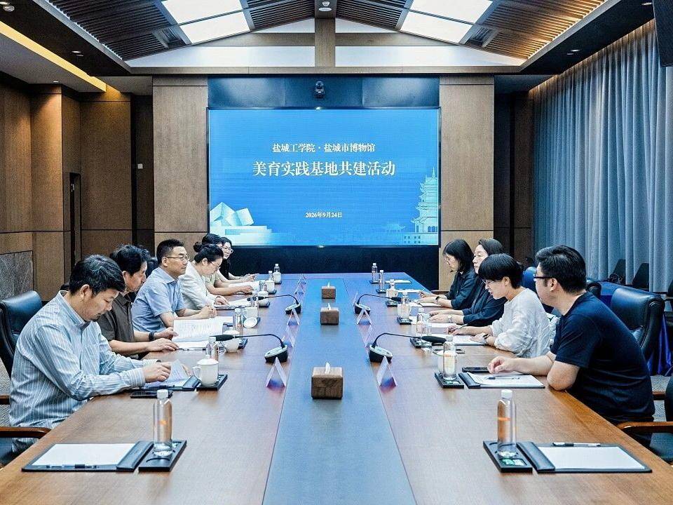 
                        4:3图片