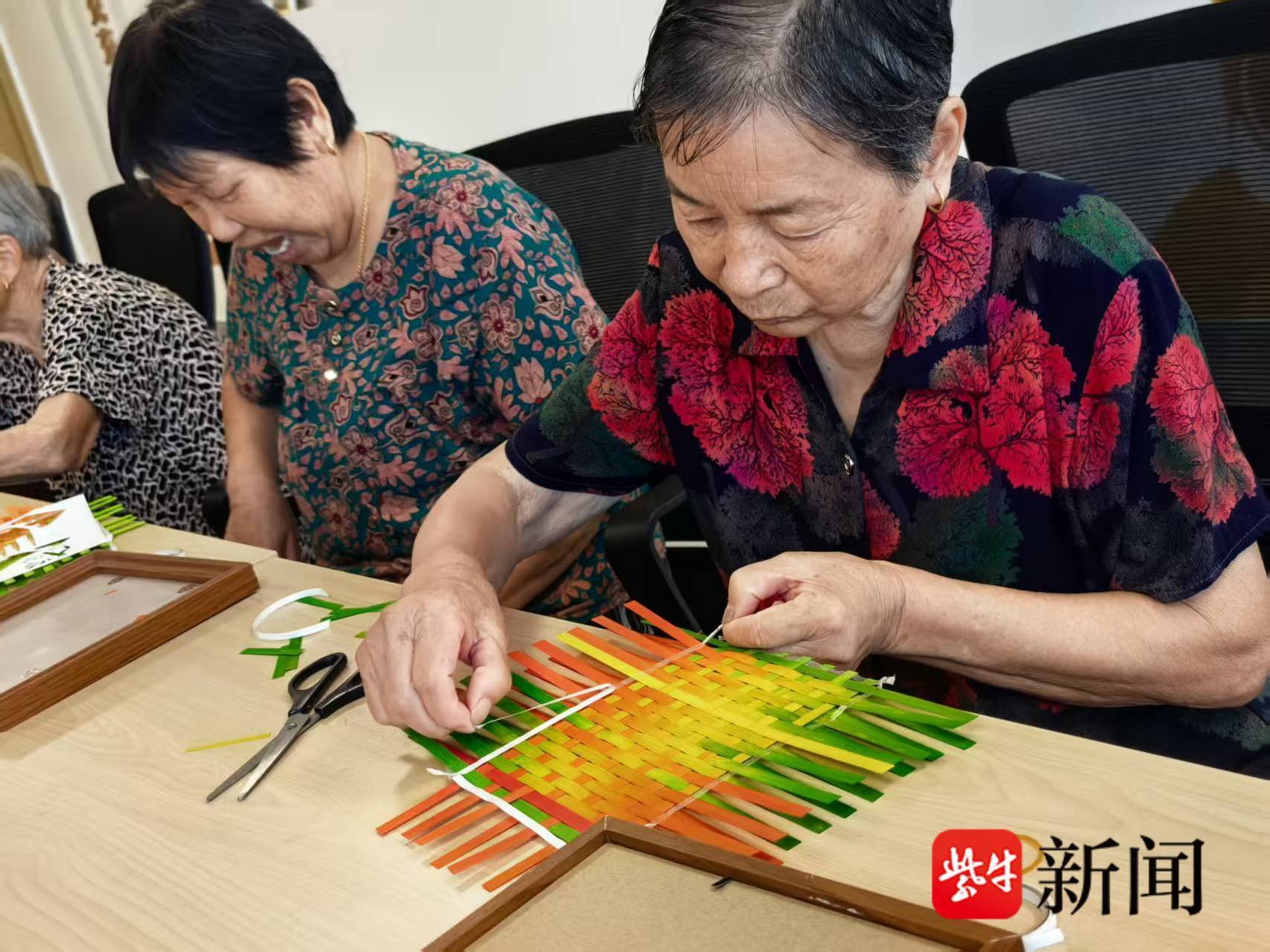 
                        4:3图片