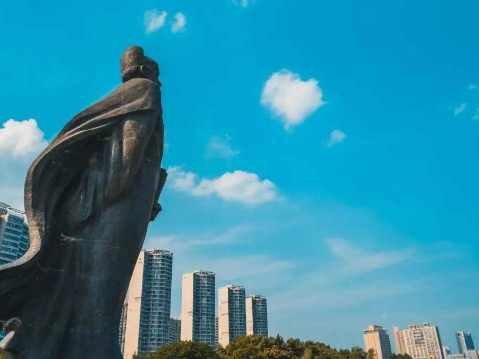 
                        4:3图片