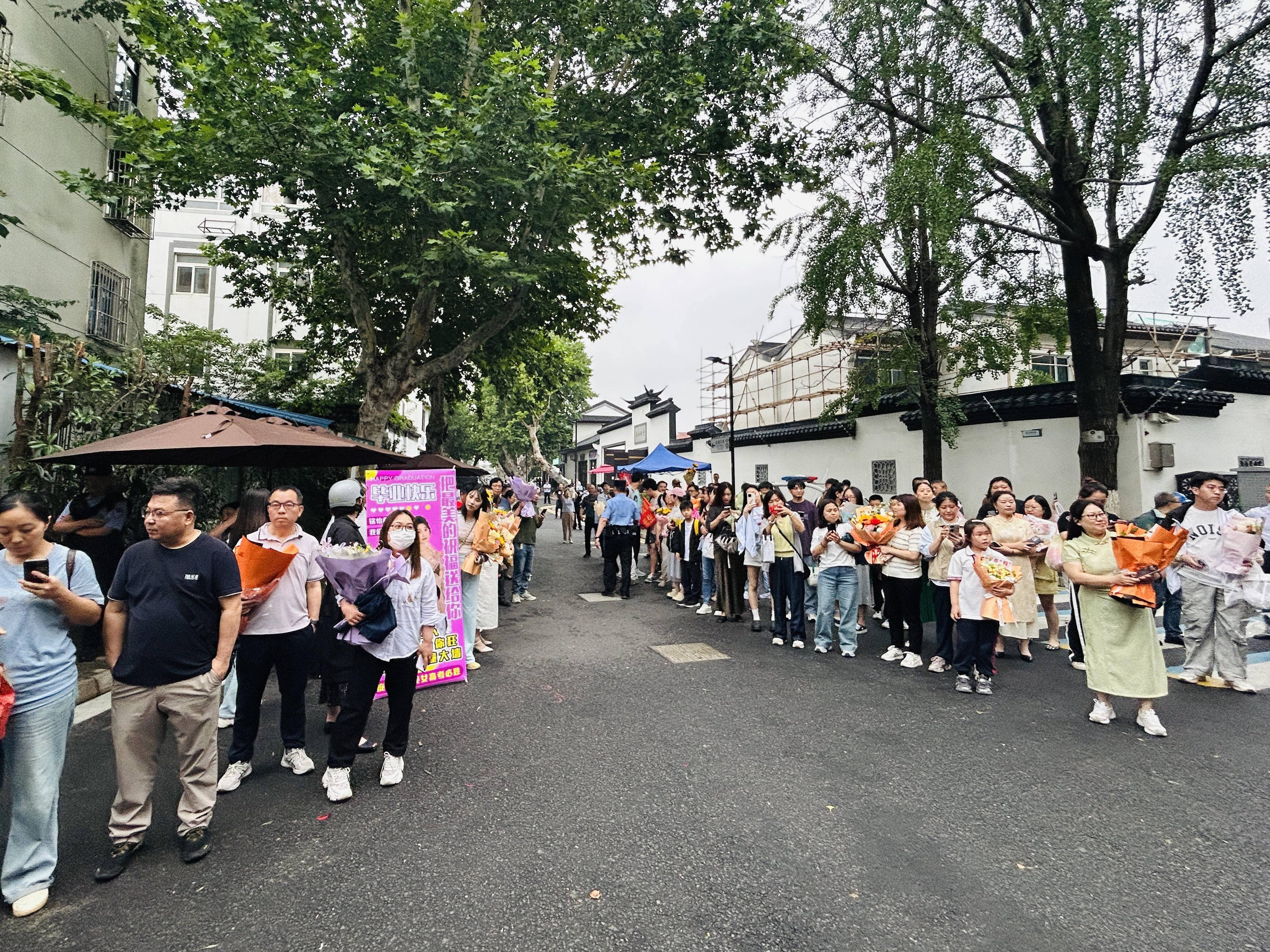 
                        4:3图片