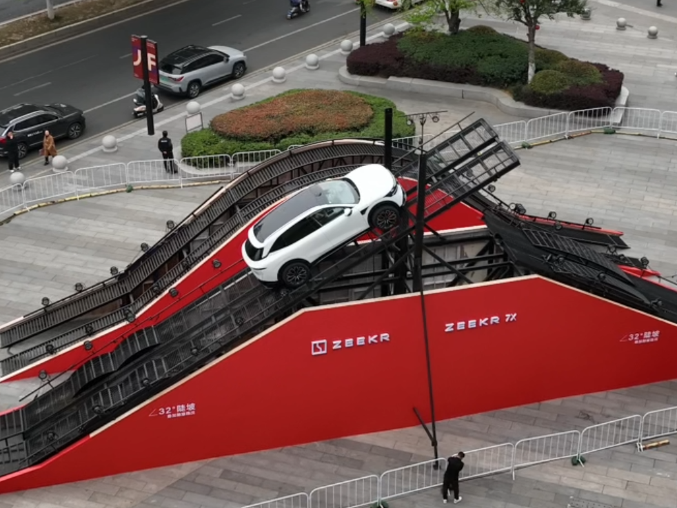 
                        4:3图片