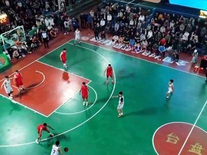
                        4:3图片