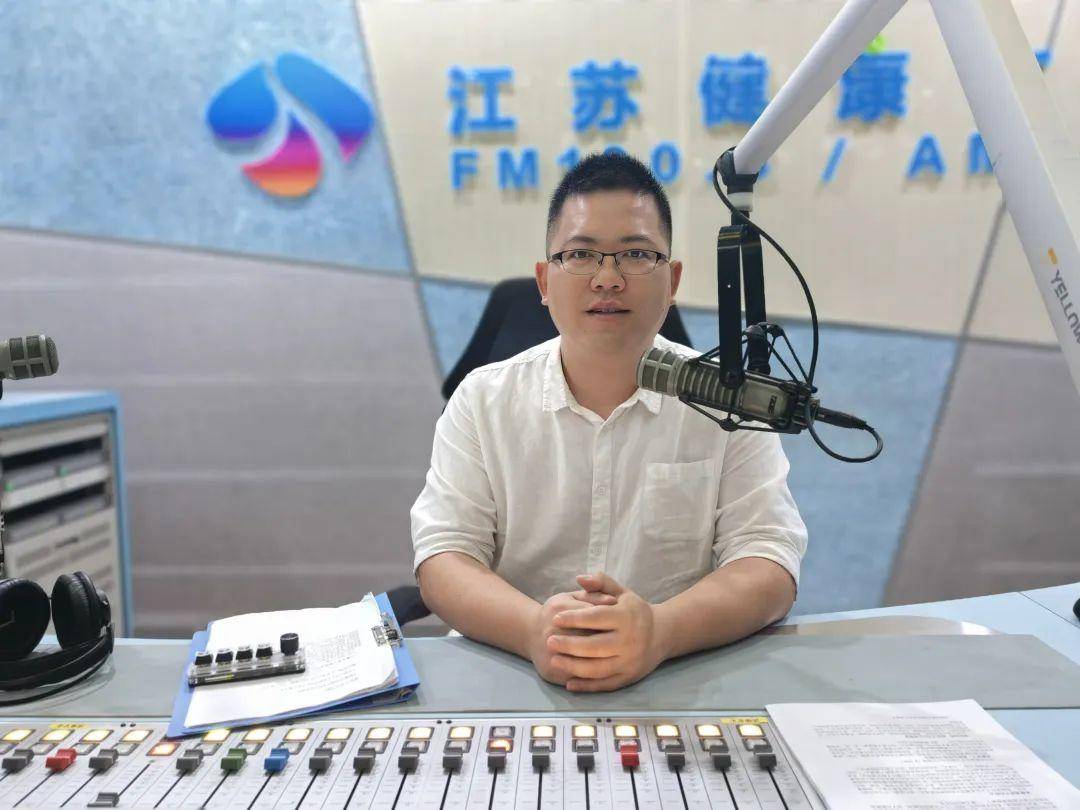 
                        4:3图片